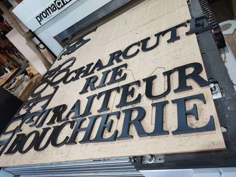 Enseigne, Béthune, CNC Multicut